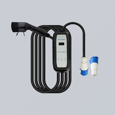CCS2 Type 2 Outdoor Portable EV Charger 7KW 32A Flame Retardant